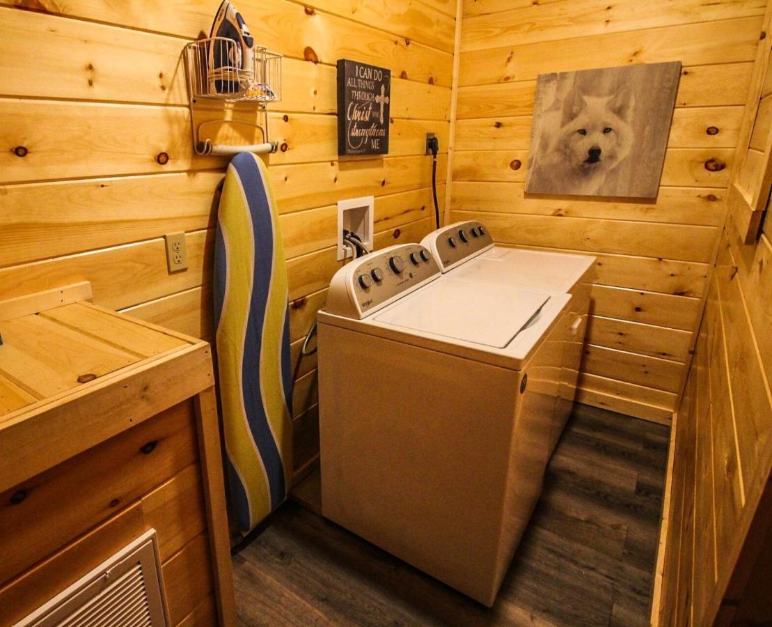 Mansion In The Sky Cabin แกตลิงเบิร์ก ภายนอก รูปภาพ